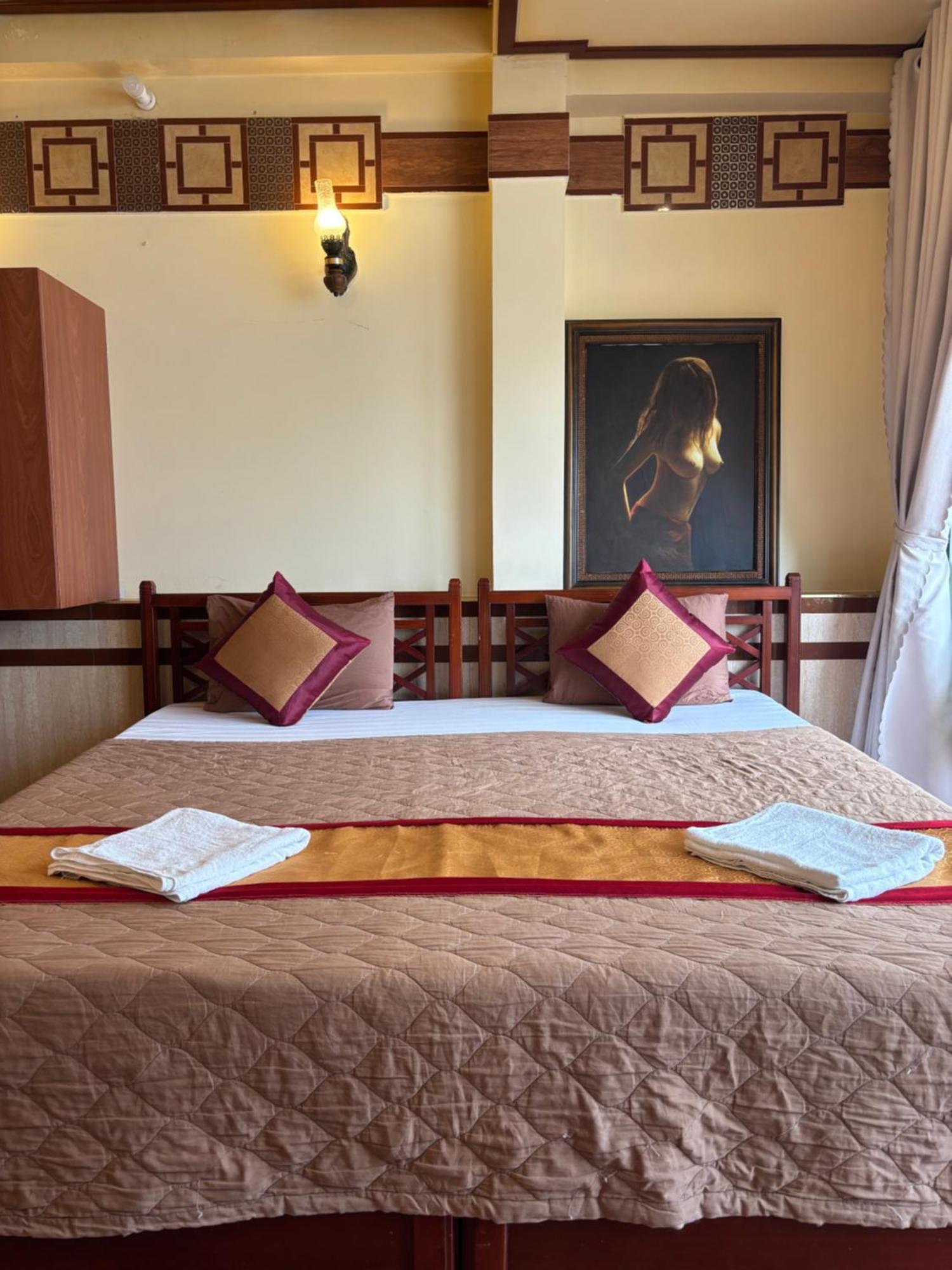 Hotel Bi Saigon